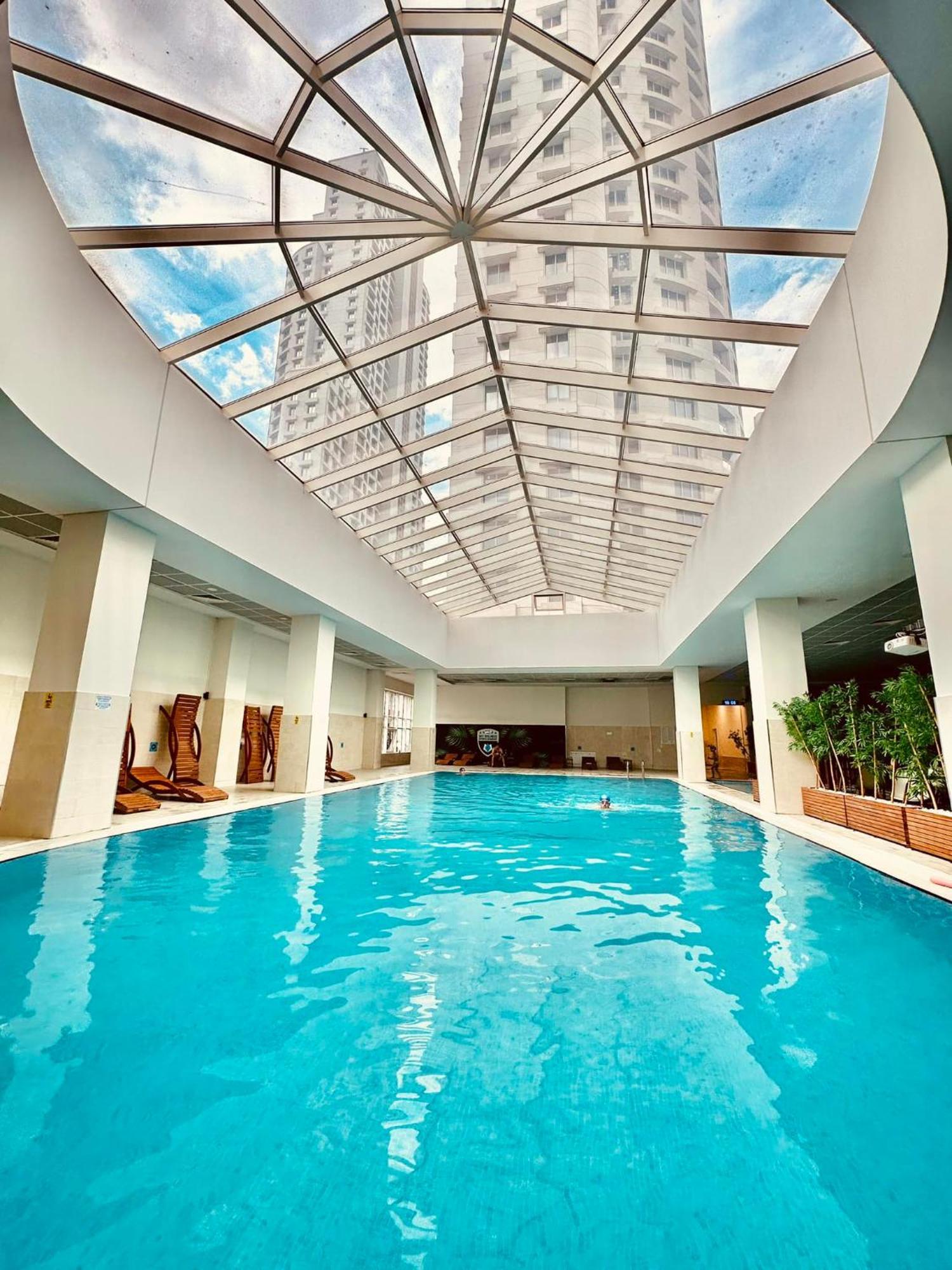Skopje Sky City 19Th Floor Twin & 12Th Floor & 25Th & 33 Floor Apartments & With Pool & Spa & Gym & Parking Included In Price Eksteriør bilde