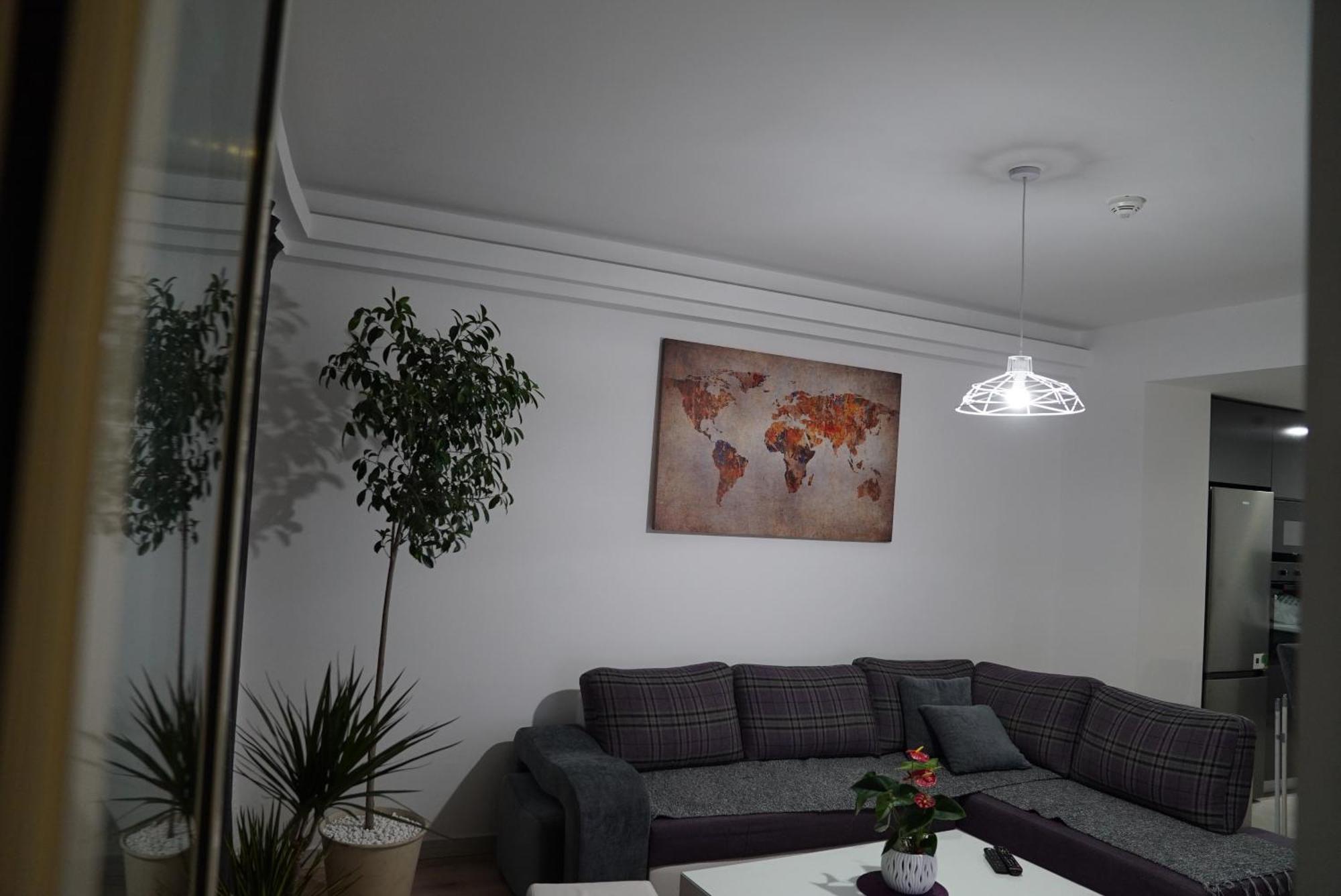 Skopje Sky City 19Th Floor Twin & 12Th Floor & 25Th & 33 Floor Apartments & With Pool & Spa & Gym & Parking Included In Price Eksteriør bilde