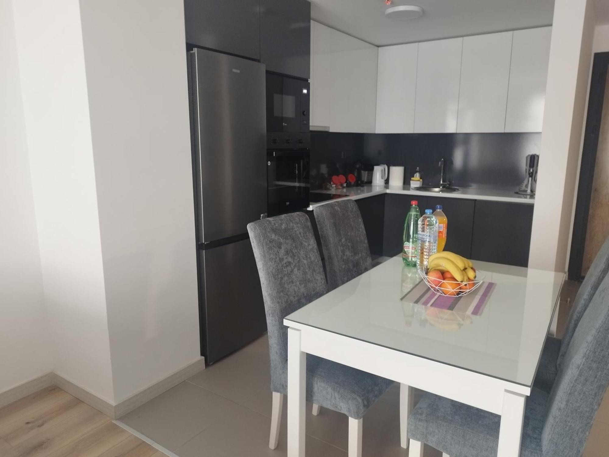Skopje Sky City 19Th Floor Twin & 12Th Floor & 25Th & 33 Floor Apartments & With Pool & Spa & Gym & Parking Included In Price Eksteriør bilde
