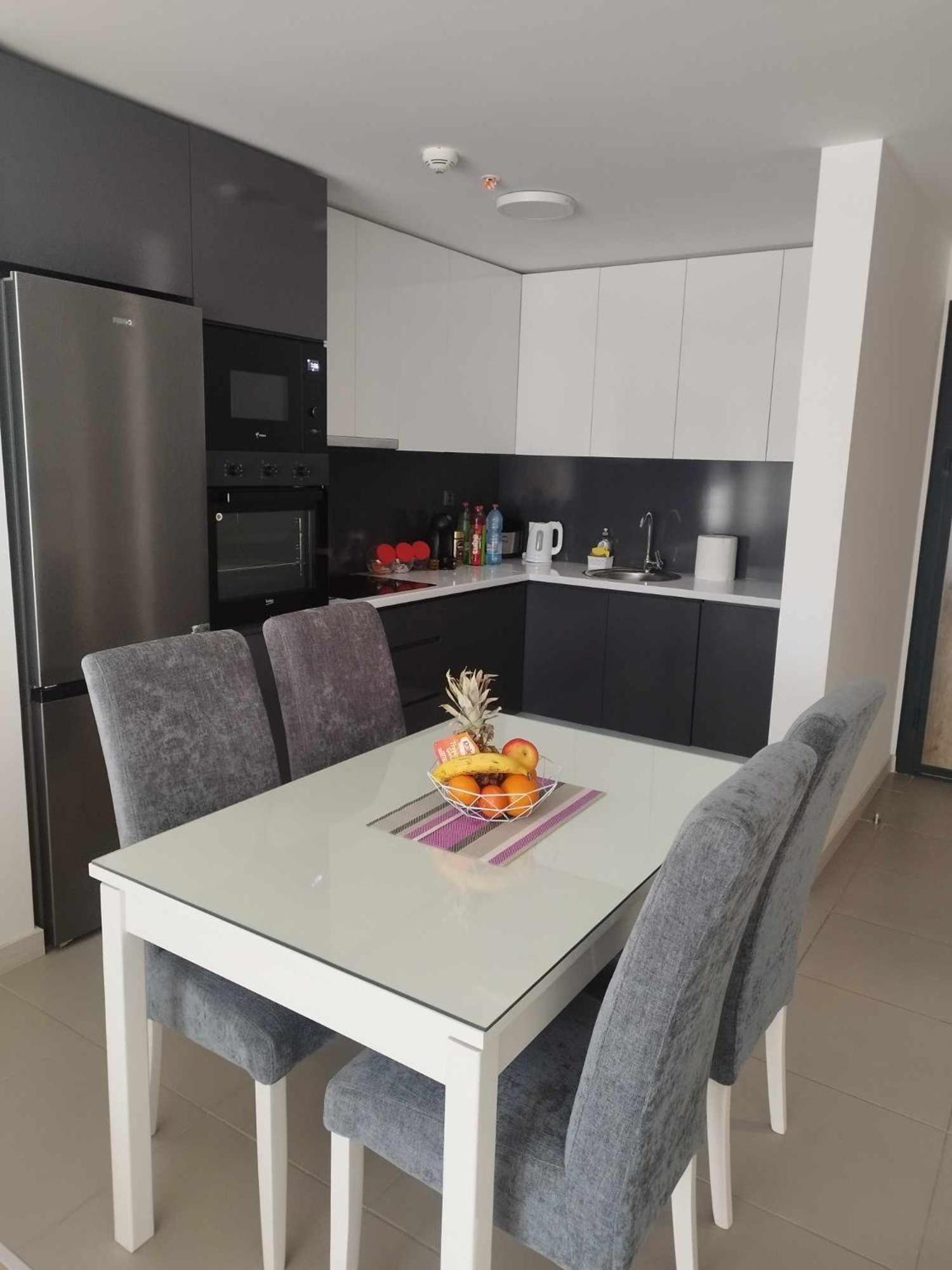 Skopje Sky City 19Th Floor Twin & 12Th Floor & 25Th & 33 Floor Apartments & With Pool & Spa & Gym & Parking Included In Price Eksteriør bilde