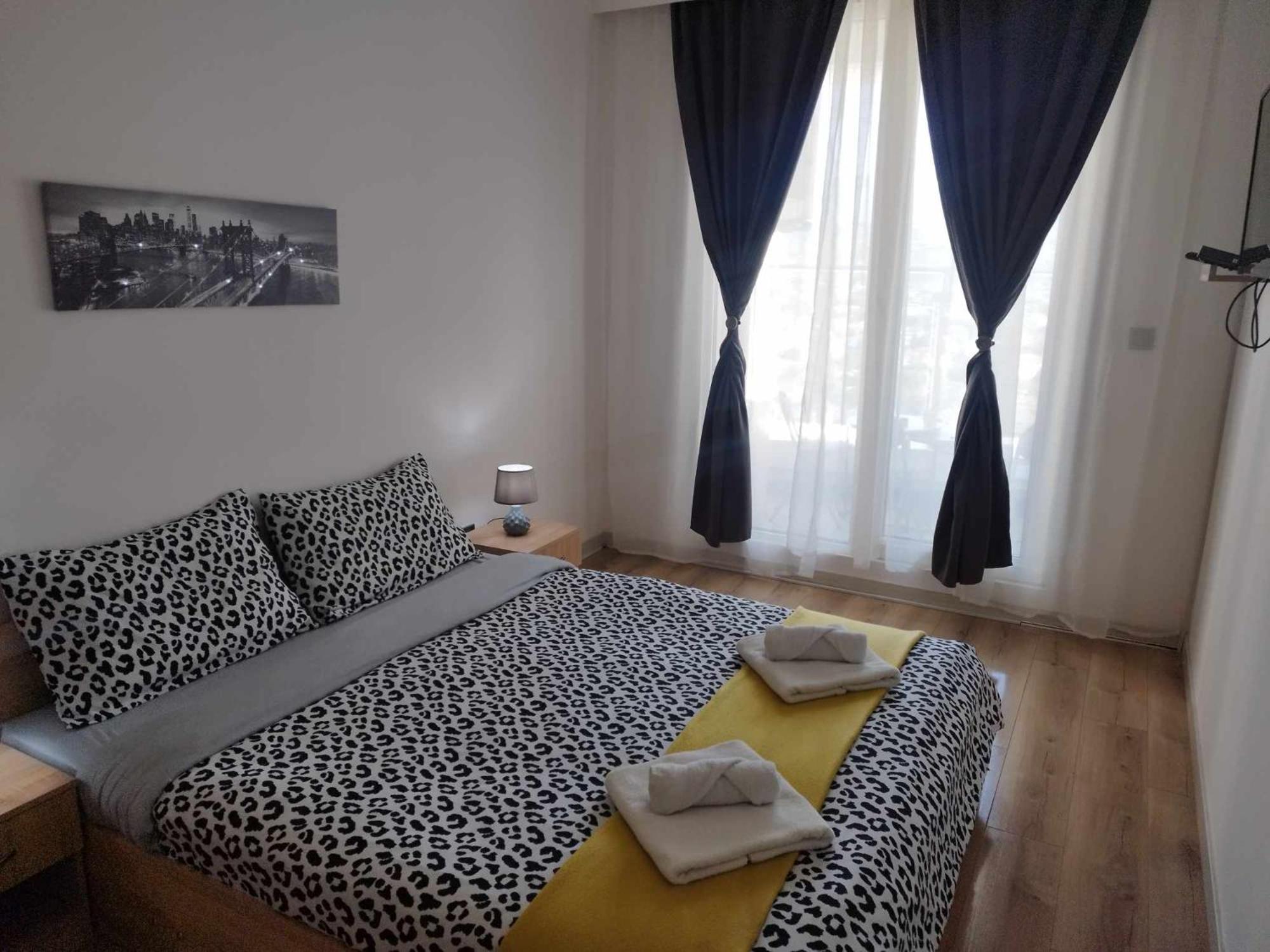 Skopje Sky City 19Th Floor Twin & 12Th Floor & 25Th & 33 Floor Apartments & With Pool & Spa & Gym & Parking Included In Price Eksteriør bilde