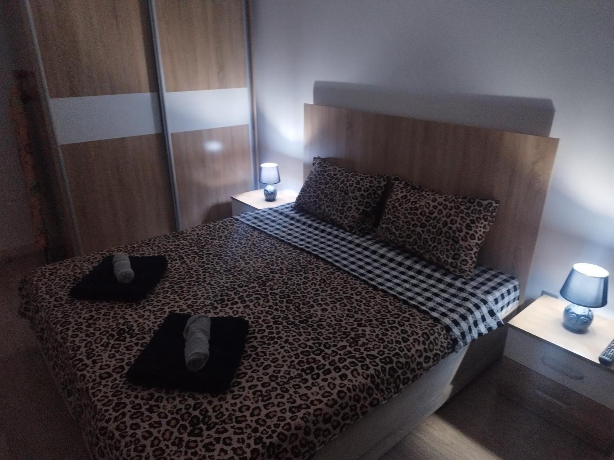 Skopje Sky City 19Th Floor Twin & 12Th Floor & 25Th & 33 Floor Apartments & With Pool & Spa & Gym & Parking Included In Price Eksteriør bilde