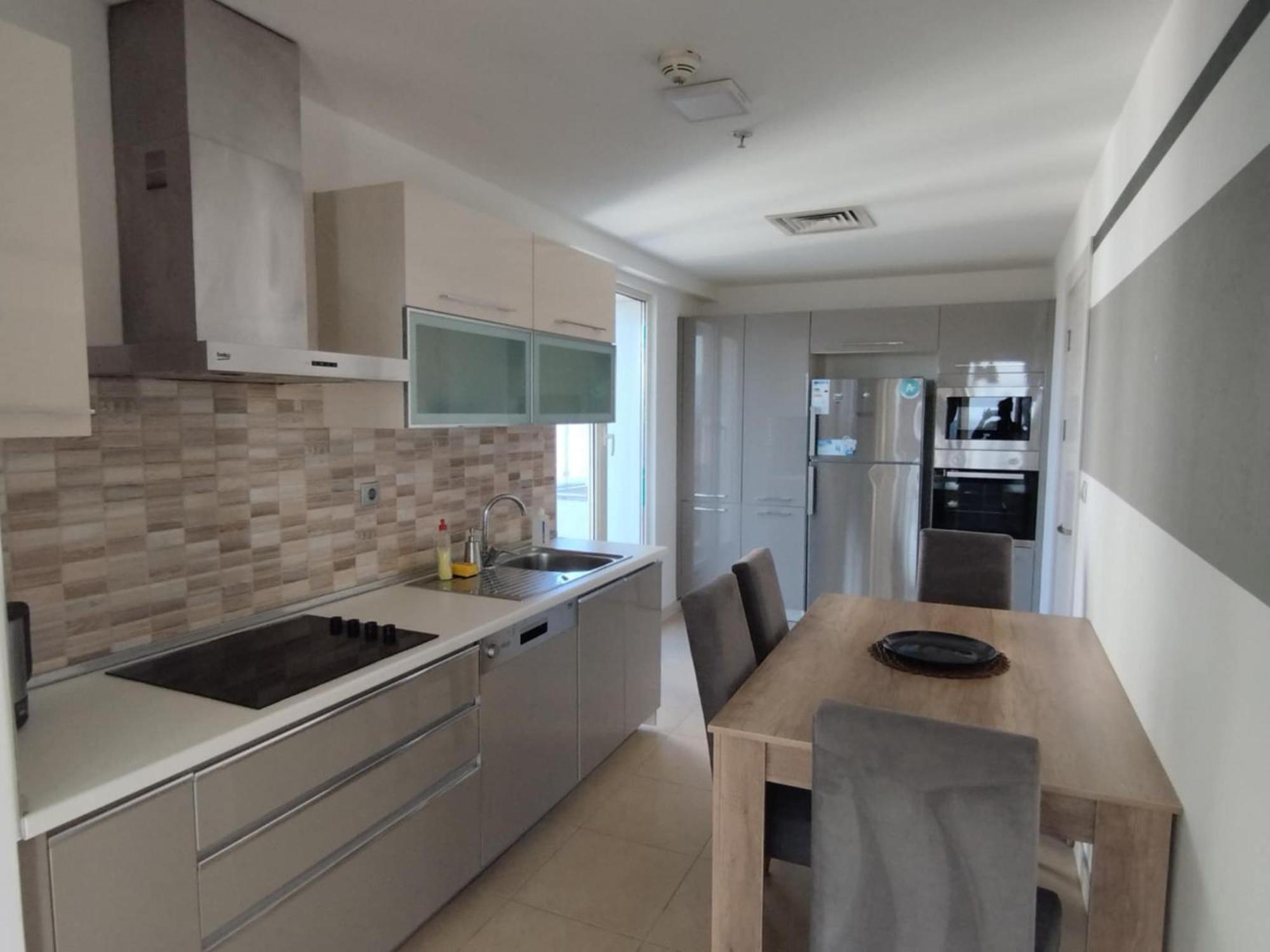 Skopje Sky City 19Th Floor Twin & 12Th Floor & 25Th & 33 Floor Apartments & With Pool & Spa & Gym & Parking Included In Price Eksteriør bilde
