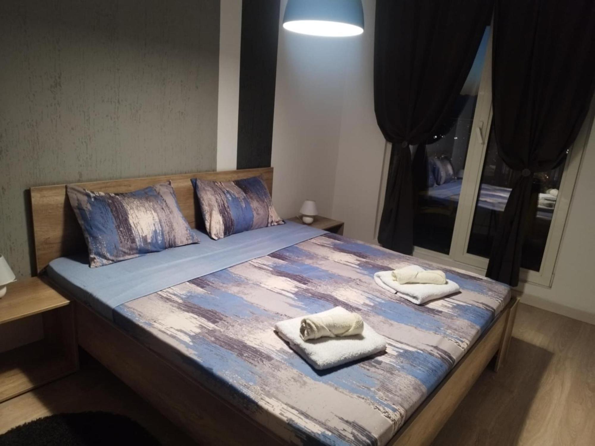 Skopje Sky City 19Th Floor Twin & 12Th Floor & 25Th & 33 Floor Apartments & With Pool & Spa & Gym & Parking Included In Price Eksteriør bilde
